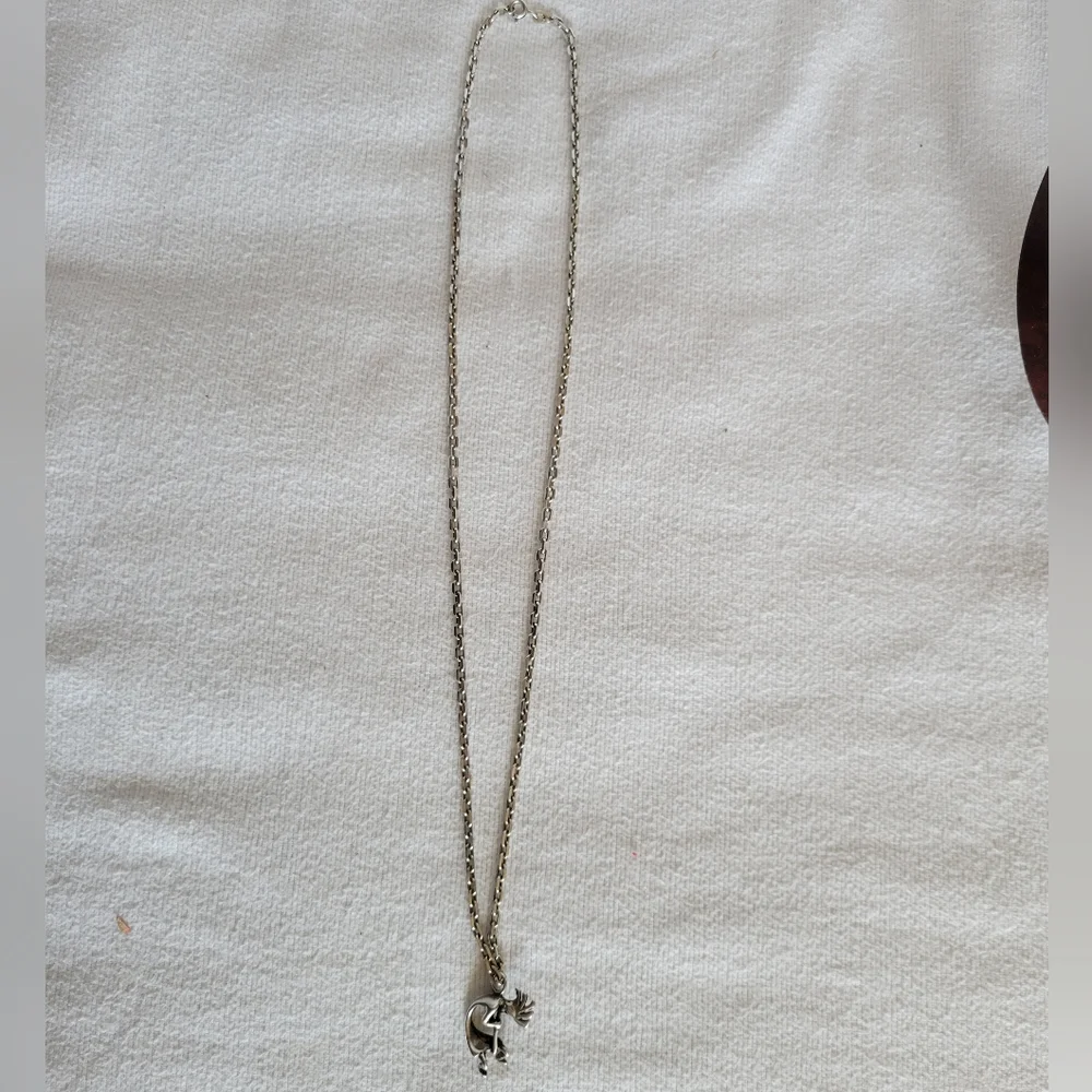 Vintage Sterling Silver Kokopelli necklace - Picture 3 of 7